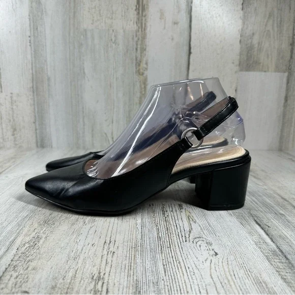 New Adrienne Vittadini Slingback Pointed Toe Firenze Pump #311 - Picture 1 of 11